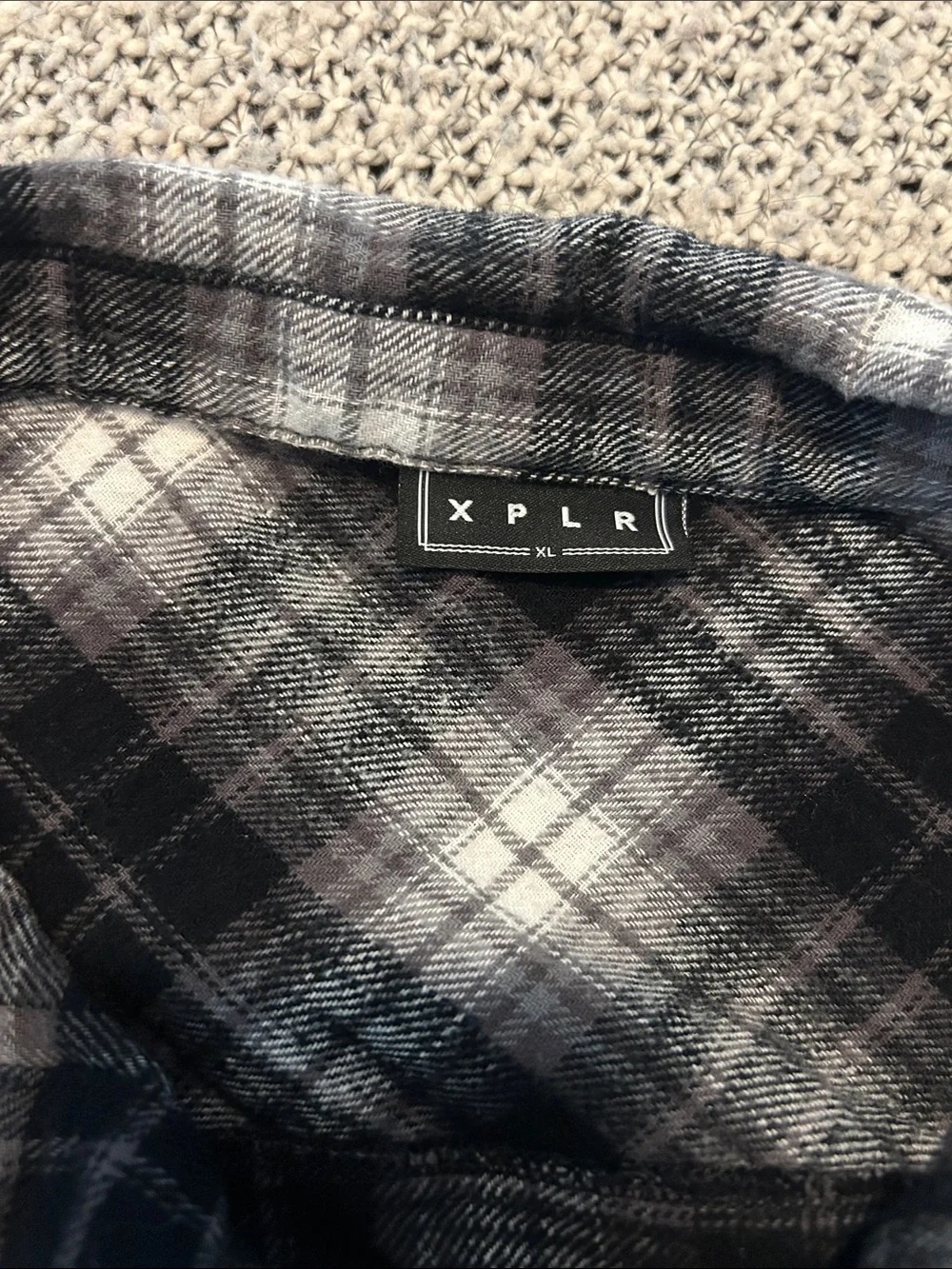 Xplr Club Plaid Flannel Shirt - Psychic Readings XL - Sam and Colby Halloween - Picture 4 of 4